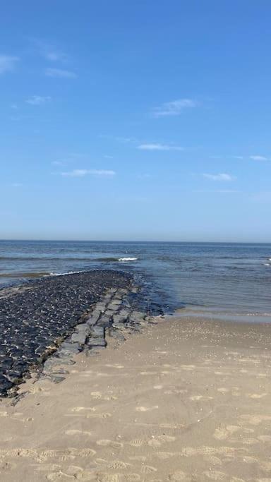Strandhuisje Daan Dicht Bij Zee En Strand Callantsoog Eksteriør billede